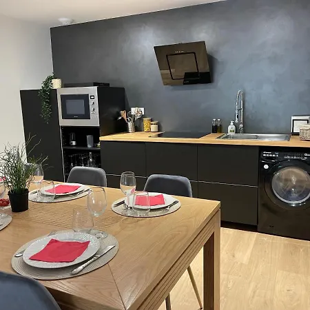 Le Chateau De Toile, Gites Et Suite Privee Avec Spa Et Sauna *