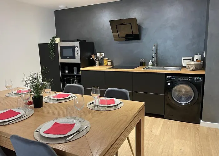 Le Chateau De Toile, Gites Et Suite Privee Avec Spa Et Sauna *